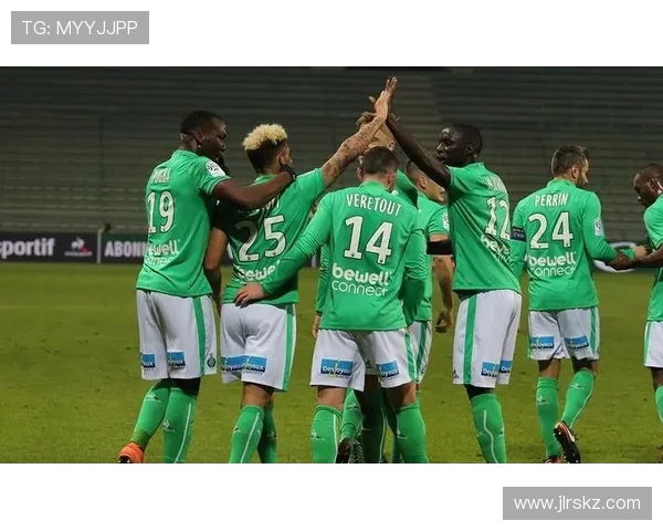 法甲球队运营模式分析：管理策略与竞技成效的关系